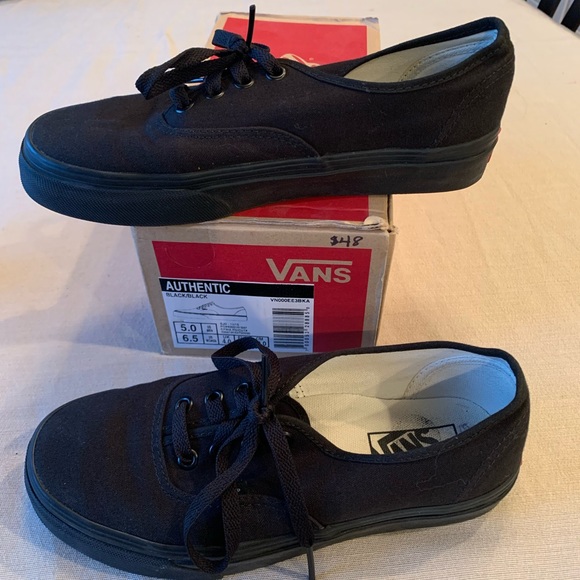 Vans Authentic black sneakers - Picture 2 of 3